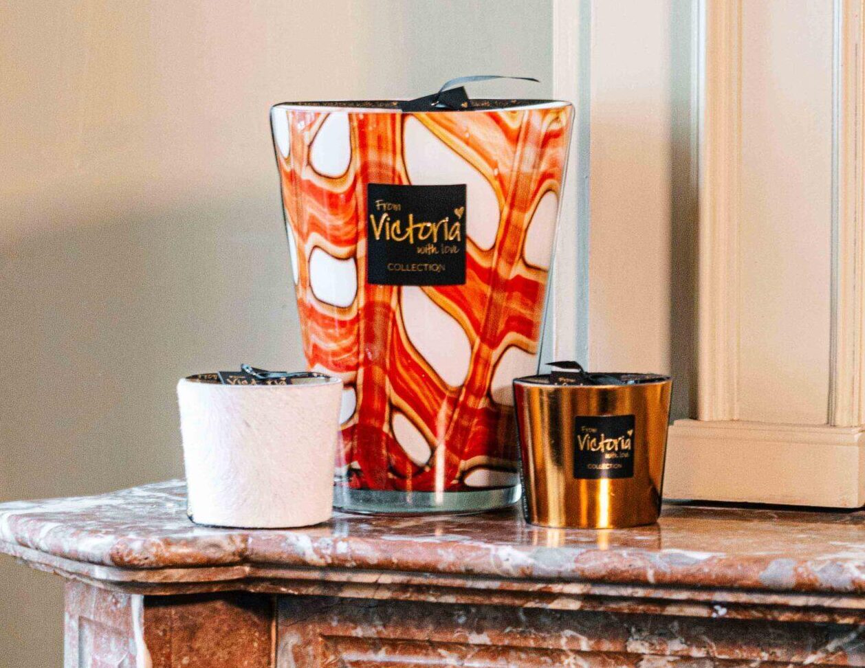 Geurkaars Victoria with love "Pierre " Large