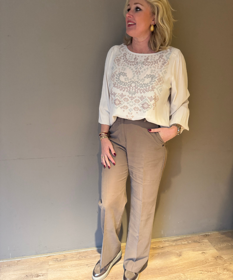 Top Gustav Neomi 59613 / 7436 / 1193