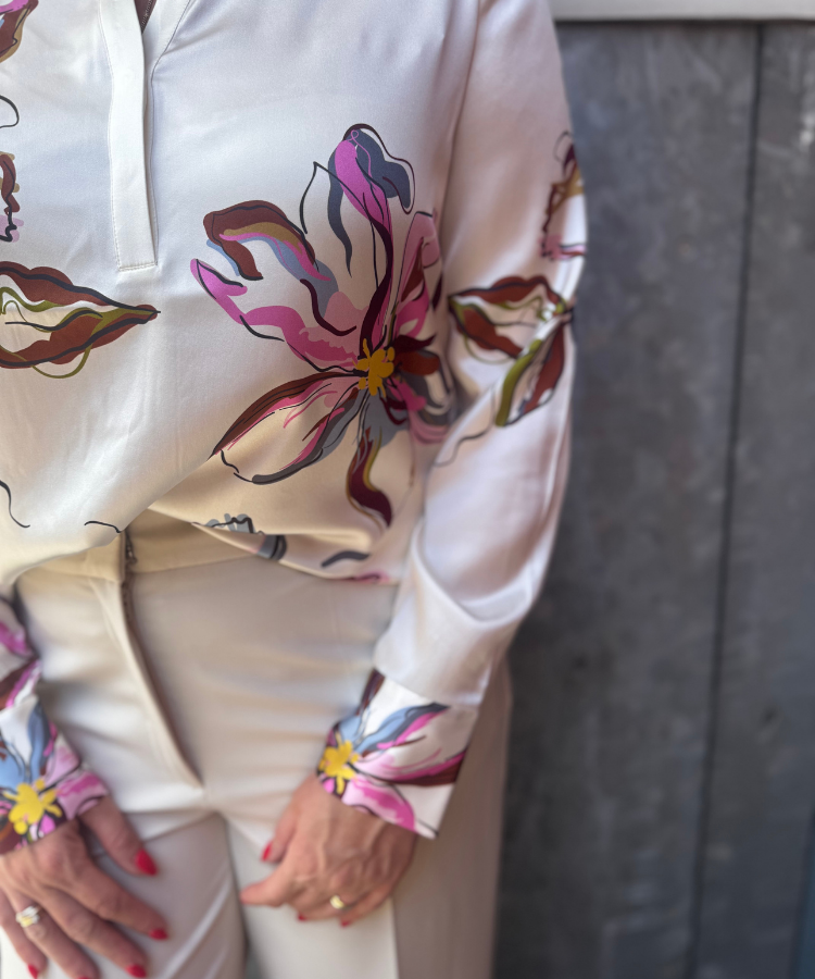 Top Herzen's Angelegenheit 25253 / 6155