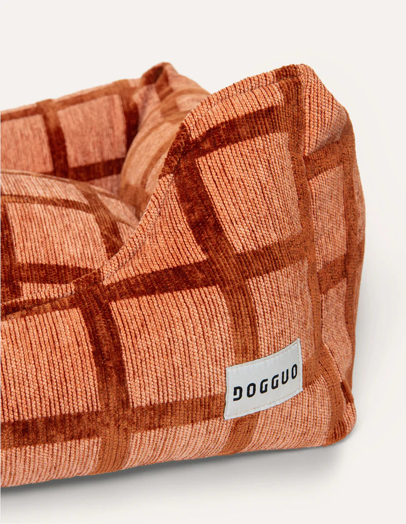 Hondenmand Dogguo Check sofa