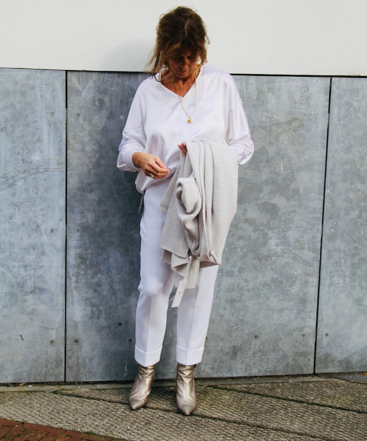 Top Herzen's Angelegenheit 25244 / 6108