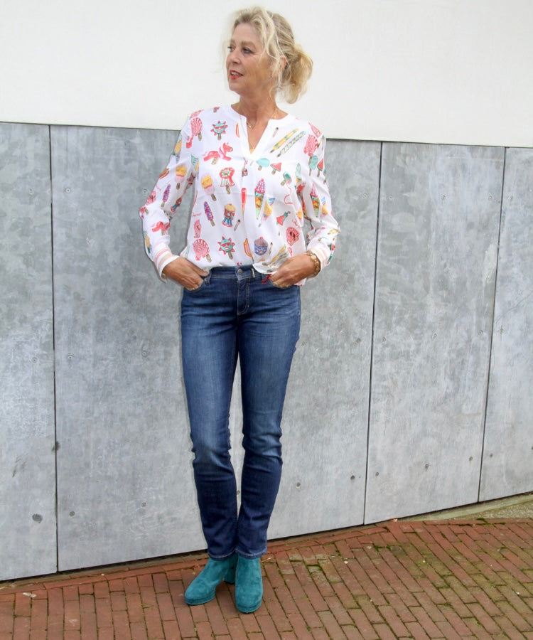 Top Herzen's Angelegenheit 25251 / 6061