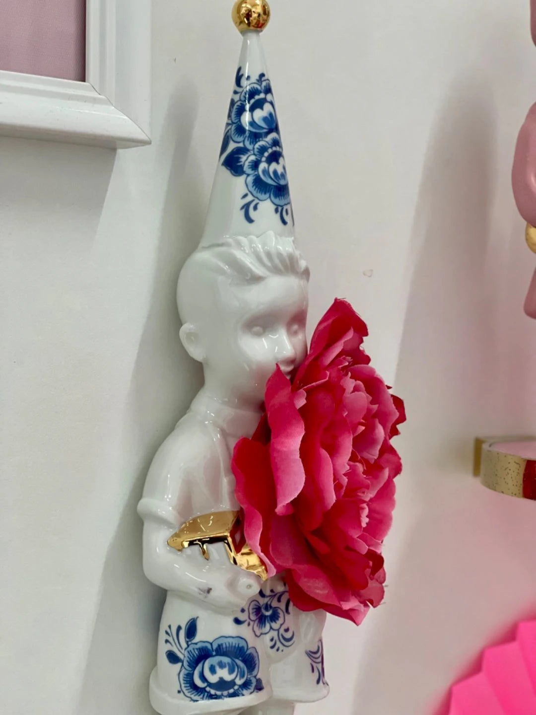 Hanging around jongen delftsblauw Lammers en Lammers