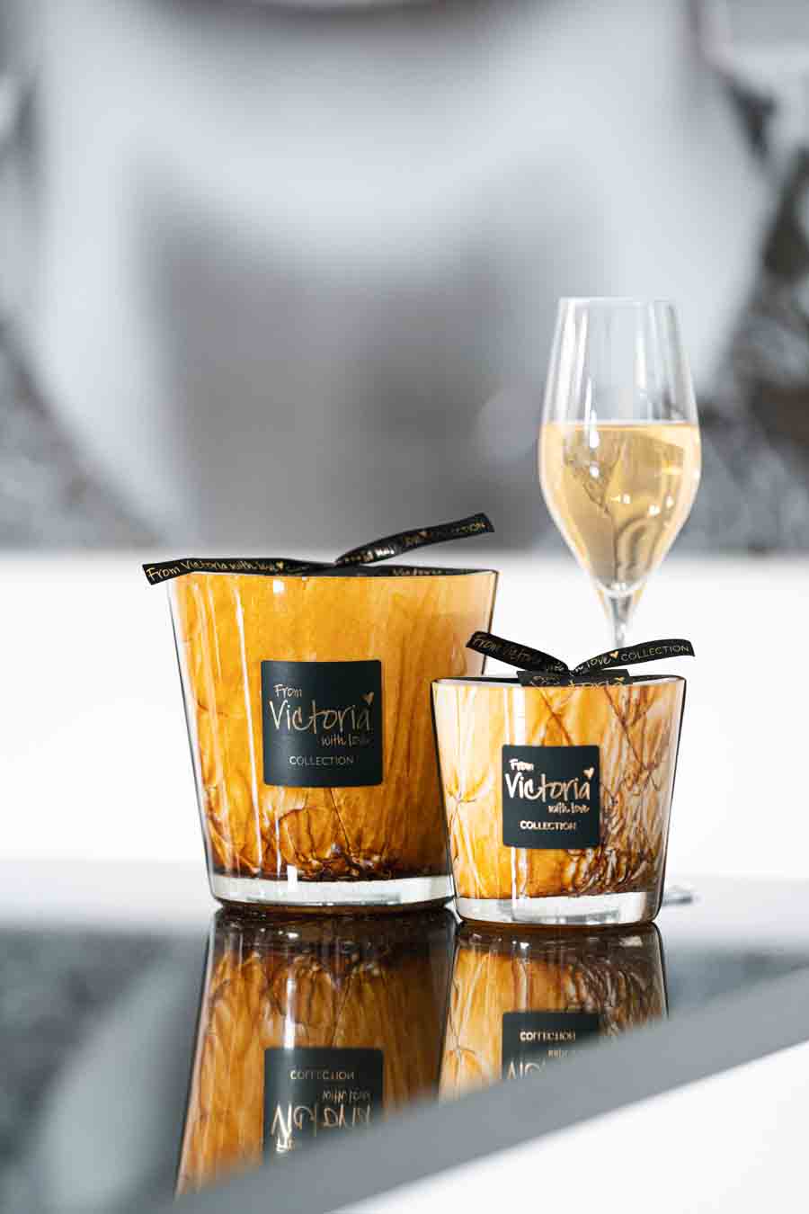 Geurkaars Victoria with Love " Marble bruin "