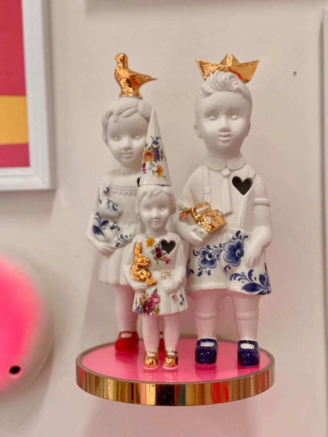 Klein meisje puntmutsje Flower Lammers en Lammers