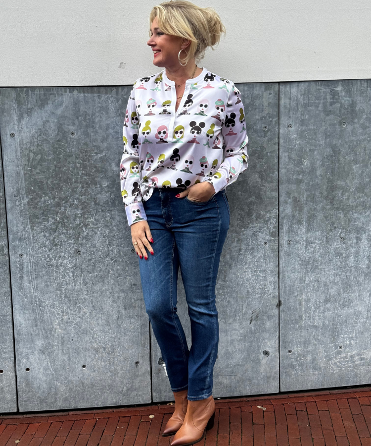 Top Herzen's Angelegenheit 25253 / 6153