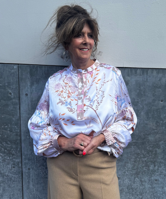 Top Herzen's Angelegenheit 25253 / 6157