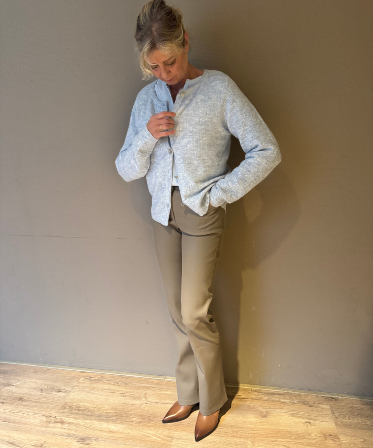 Vest Gustav Magda 59409 / 3615 / 94018