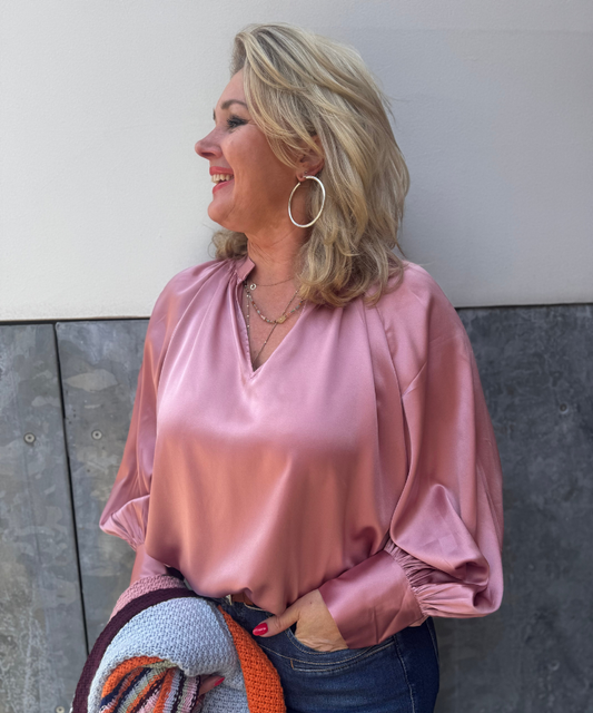 Top Herzen's Angelegenheit 25253 / 6105