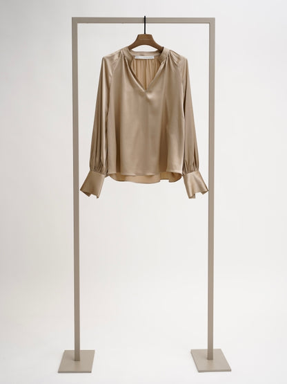 Top Herzen's Angelegenheit 25253 / 6105