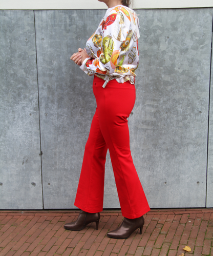 rode broek flared met top